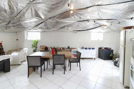 Casa à venda com 320m², 7 quartos e 2 vagasSalão de Festas