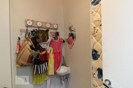 Casa à venda com 320m², 7 quartos e 2 vagasBanheiro da Suíte 1