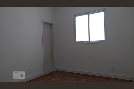 Apartamento à venda com 90m², 3 quartos e sem vaga Apartamento à venda com 90m², 3 quartos e sem vagaSala