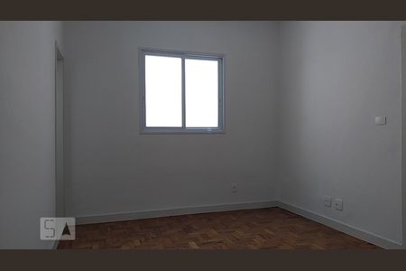 Apartamento à venda com 90m², 3 quartos e sem vaga Apartamento à venda com 90m², 3 quartos e sem vagaSala