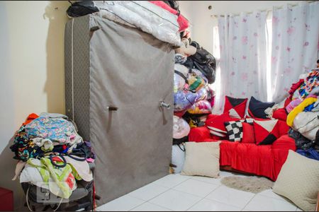 Casa à venda com 70m², 4 quartos e 7 vagas Casa à venda com 70m², 4 quartos e 7 vagasSuíte 3