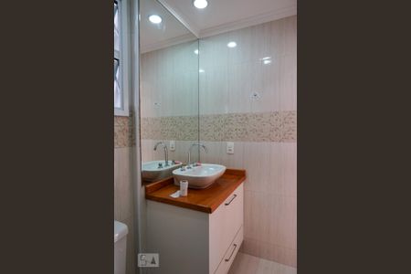 Apartamento para alugar com 60m², 2 quartos e 1 vagaBanheiro 2