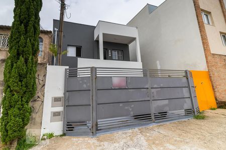 Casa para alugar com 70m², 2 quartos e 1 vagaFachada