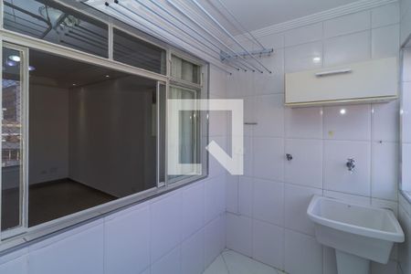 Apartamento à venda com 64m², 2 quartos e 1 vagaÁrea de Serviço