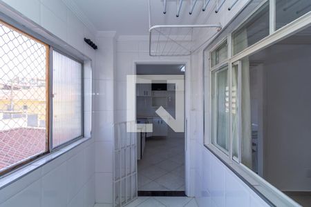 Apartamento à venda com 64m², 2 quartos e 1 vagaÁrea de Serviço