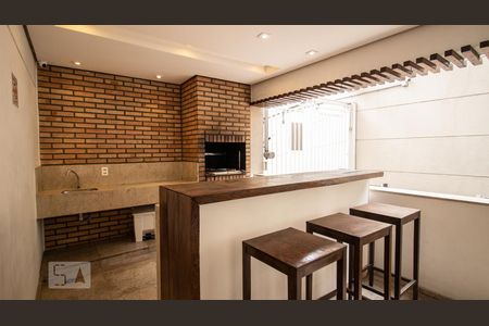 Apartamento à venda com 58m², 2 quartos e 1 vagaChurrasqueira