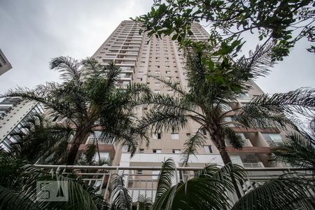 Apartamento à venda com 58m², 2 quartos e 1 vagaFachada
