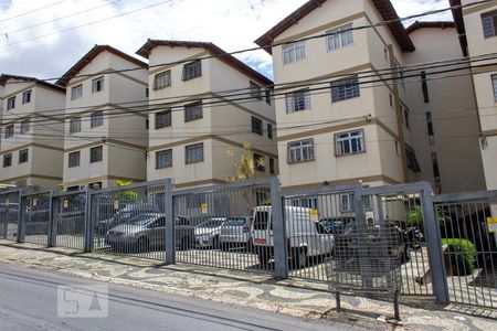 Apartamento para alugar com 74m², 3 quartos e 1 vaga Apartamento para alugar com 74m², 3 quartos e 1 vagaVista da Rua