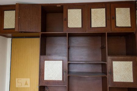 Quarto 1 - Armários de apartamento para alugar com 3 quartos, 74m² em Sagrada Família, Belo Horizonte