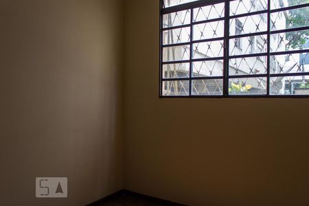 Quarto 1 de apartamento para alugar com 3 quartos, 74m² em Sagrada Família, Belo Horizonte