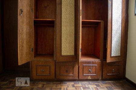 Apartamento para alugar com 74m², 3 quartos e 1 vaga Apartamento para alugar com 74m², 3 quartos e 1 vagaQuarto 3 - Armários