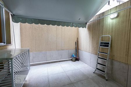 Apartamento à venda com 120m², 2 quartos e 1 vagaÁrea de Serviço Externa