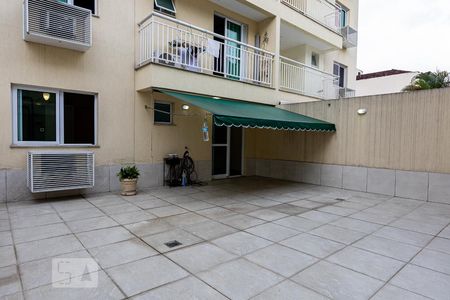 Apartamento à venda com 120m², 2 quartos e 1 vagaQuintal