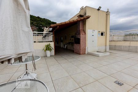 Apartamento à venda com 120m², 2 quartos e 1 vagaPlayground