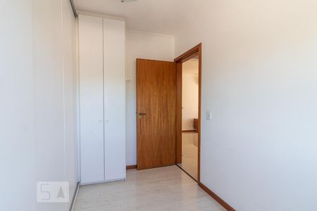 Dormitório de apartamento para alugar com 2 quartos, 68m² em Boa Vista, Porto Alegre