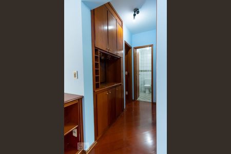 Corredor - Armário de apartamento à venda com 1 quarto, 56m² em Centro, Campinas