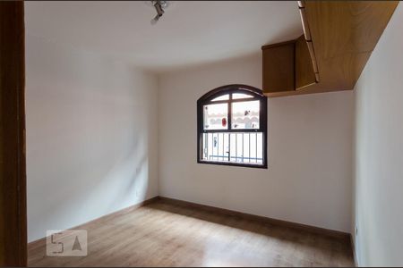 Casa para alugar com 115m², 2 quartos e 2 vagasSuíte 2