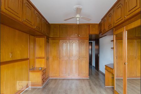 Casa para alugar com 115m², 2 quartos e 2 vagasSuíte 1