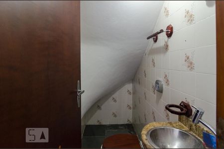 Lavabo de casa para alugar com 2 quartos, 115m² em Jabaquara, São Paulo