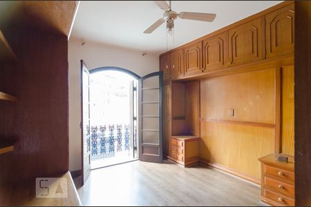 Casa para alugar com 115m², 2 quartos e 2 vagasSuíte 1