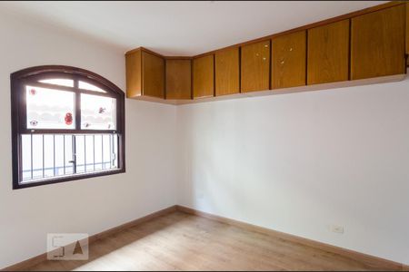 Casa para alugar com 115m², 2 quartos e 2 vagasSuíte 2