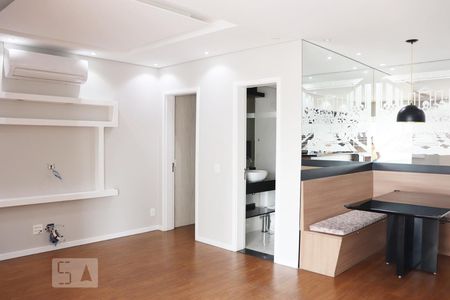 Apartamento para alugar com 66m², 2 quartos e 1 vagaSala