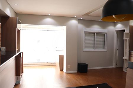 Apartamento para alugar com 66m², 2 quartos e 1 vagaSala