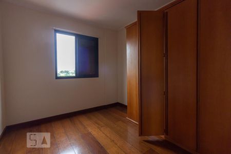 Quarto 1 de apartamento para alugar com 2 quartos, 62m² em Quitaúna, Osasco