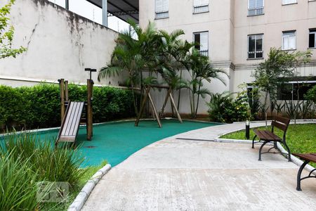 Apartamento à venda com 32m², 1 quarto e sem vaga Apartamento à venda com 32m², 1 quarto e sem vagaÁrea comum - Playground