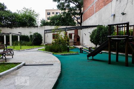 Apartamento à venda com 32m², 1 quarto e sem vaga Apartamento à venda com 32m², 1 quarto e sem vagaÁrea comum - Playground