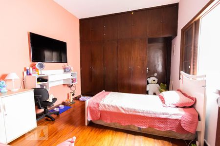 Casa à venda com 240m², 5 quartos e 1 vagaQuarto 3