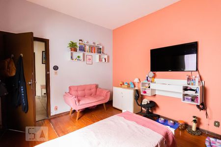 Casa à venda com 240m², 5 quartos e 1 vagaQuarto 3