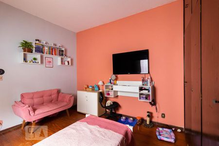 Casa à venda com 240m², 5 quartos e 1 vagaQuarto 3