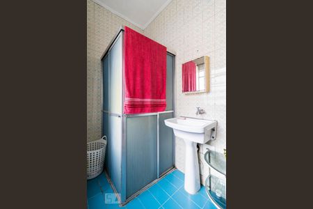 Casa à venda com 240m², 5 quartos e 1 vagaBanheiro