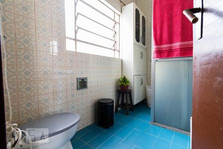 Casa à venda com 240m², 5 quartos e 1 vagaBanheiro