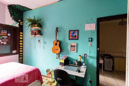 Casa à venda com 240m², 5 quartos e 1 vagaQuarto 2