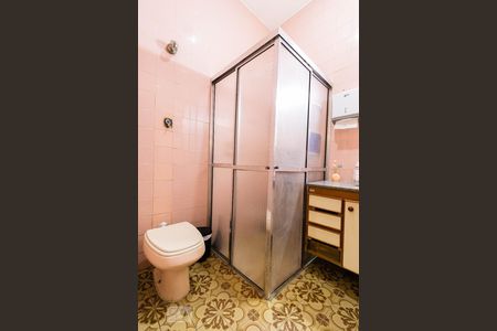 Casa à venda com 240m², 5 quartos e 1 vagaBanheiro de Serviço