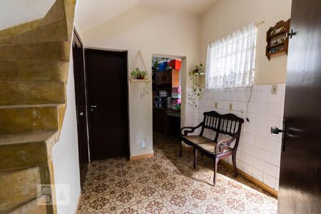 Casa à venda com 240m², 5 quartos e 1 vagaAntessala