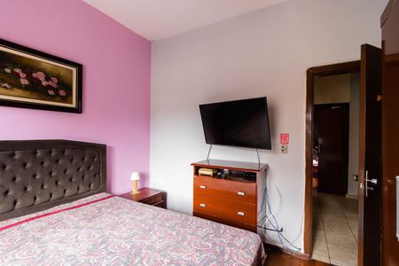 Casa à venda com 240m², 5 quartos e 1 vagaQuarto 1