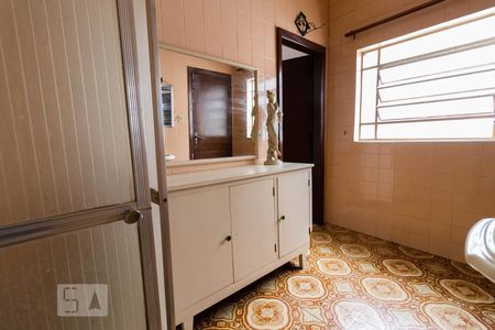 Casa à venda com 240m², 5 quartos e 1 vagaBanheiro da Suíte