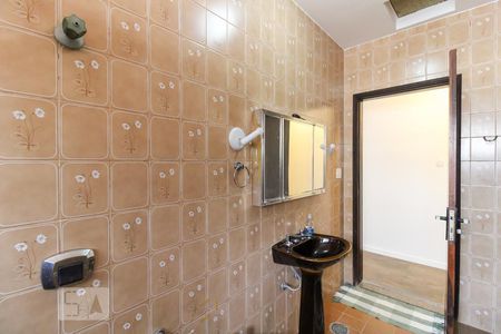 Casa à venda com 430m², 4 quartos e 3 vagasBanheiro