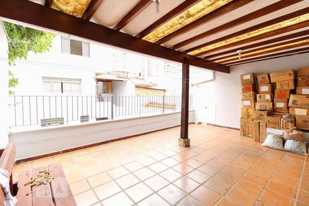 Casa à venda com 430m², 4 quartos e 3 vagasVaranda