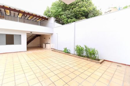 Casa à venda com 430m², 4 quartos e 3 vagasÁrea Externa