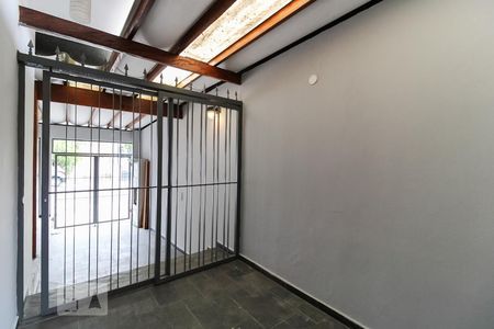 Casa à venda com 430m², 4 quartos e 3 vagasEntrada para Sala de Jantar