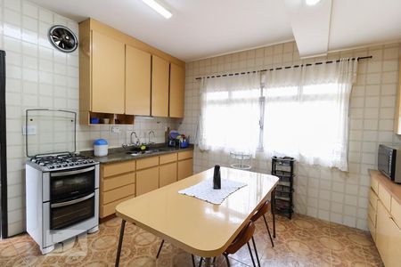 Casa à venda com 430m², 4 quartos e 3 vagasCozinha