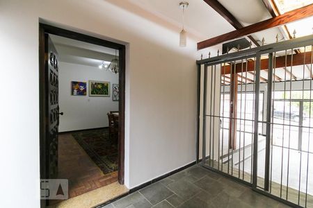 Casa à venda com 430m², 4 quartos e 3 vagasEntrada para Sala de Jantar