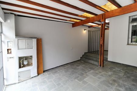 Casa à venda com 430m², 4 quartos e 3 vagasGaragem