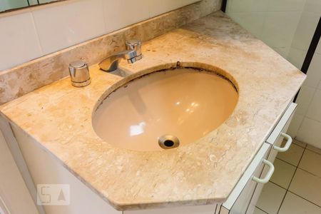 Apartamento para alugar com 76m², 2 quartos e 2 vagasQuarto 02 Suíte Pia