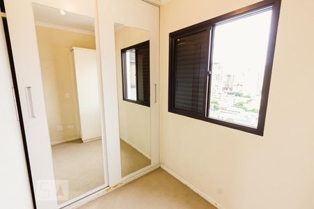 Apartamento para alugar com 76m², 2 quartos e 2 vagasQuarto 02 Closet