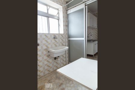 Apartamento à venda com 67m², 2 quartos e 2 vagas Apartamento à venda com 67m², 2 quartos e 2 vagasÁrea de serviço
